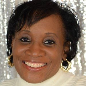 Meet your Posher, Patrina